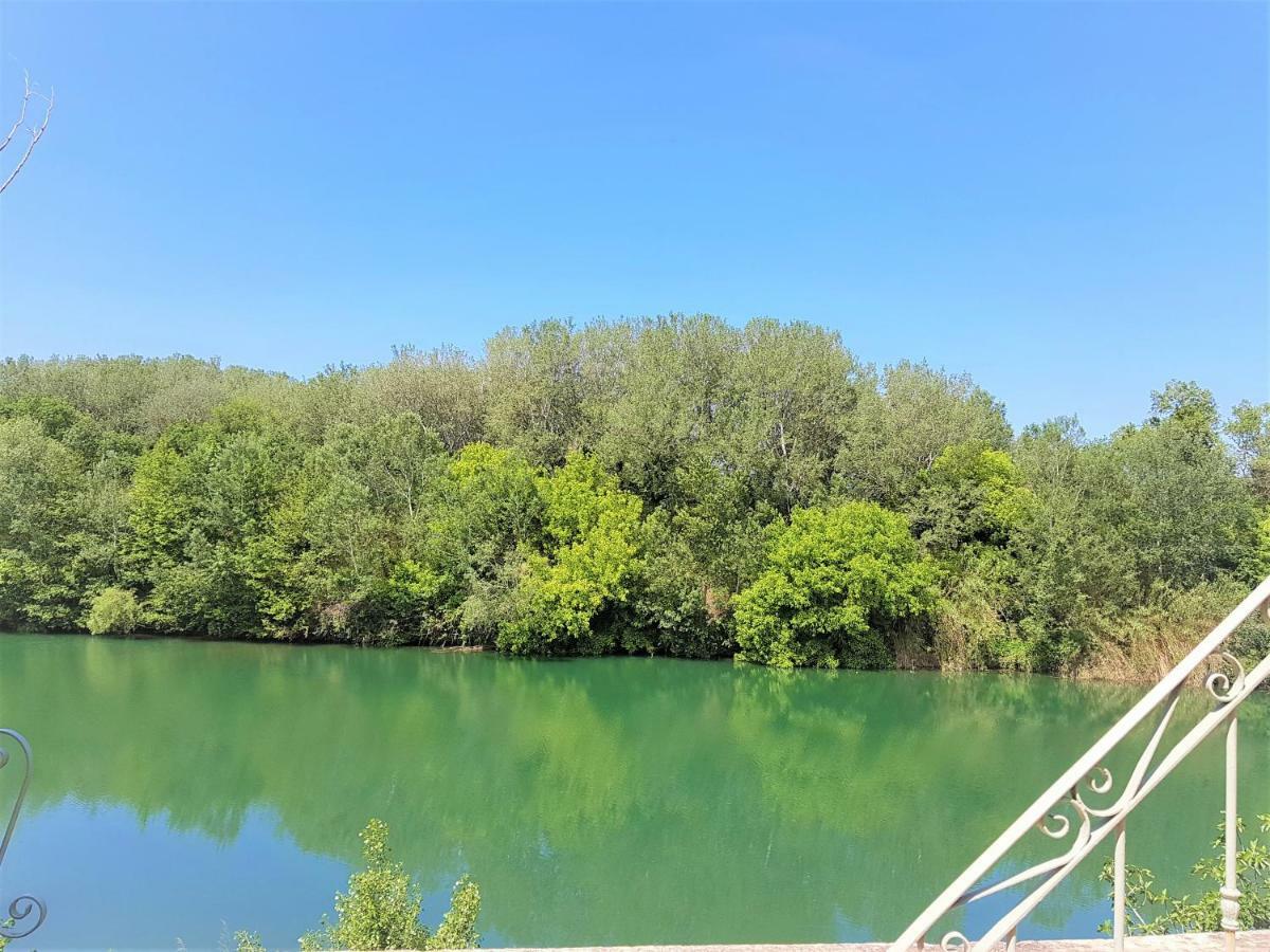 Gite Face A La Riviere -Proche Du Pont Du Gard- Montfrin Ngoại thất bức ảnh